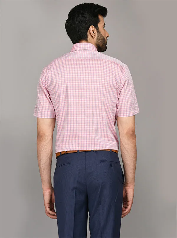 JadeBlue Light Pink & Blue Checked Regular Fit Formal Shirt