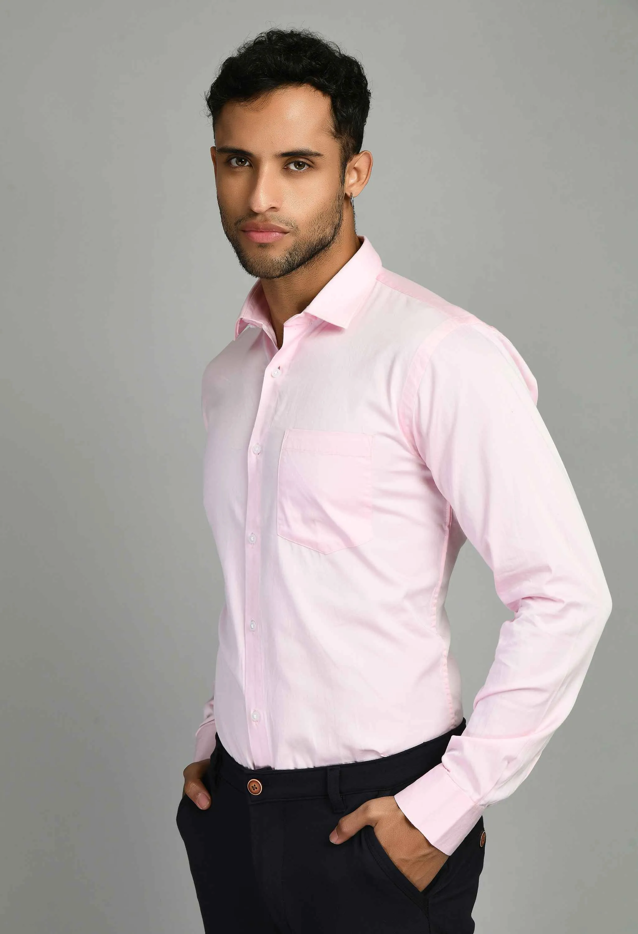 Men's Pink Spread Collar Solid Cotton Formal Shirt