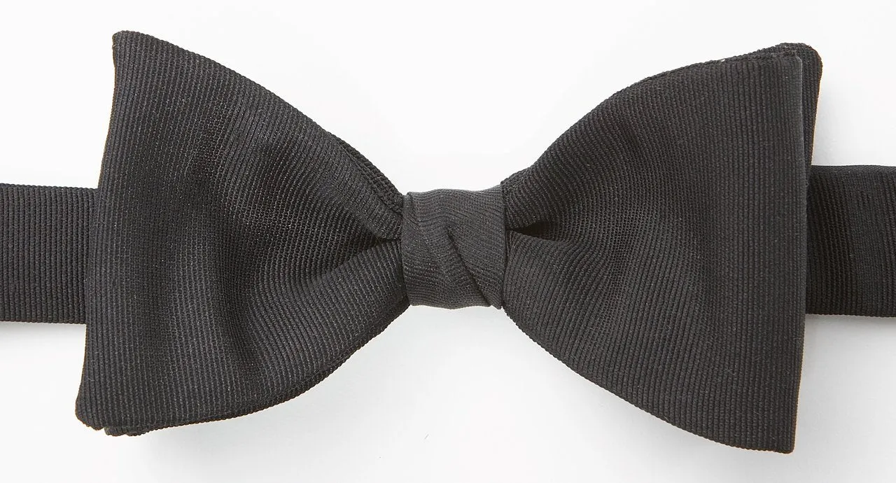 PRE-TIED BOW TIE - BLACK GROSGRAIN